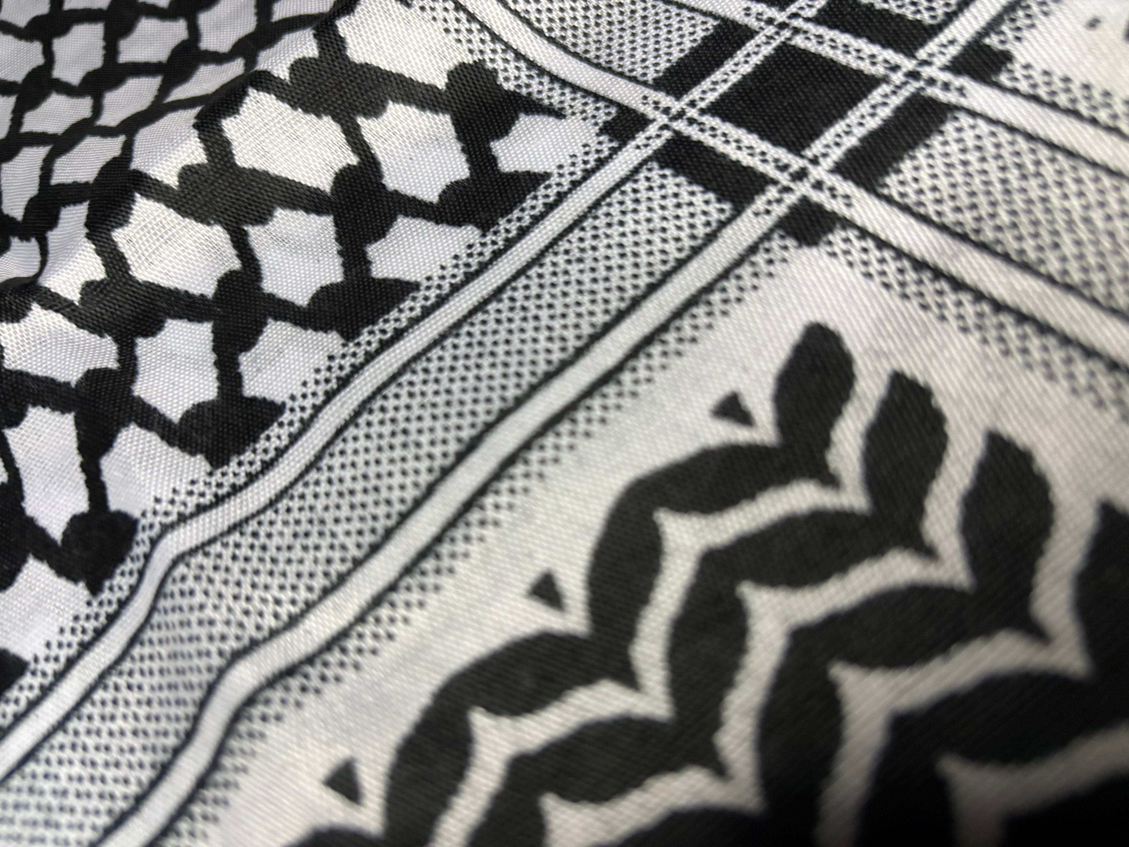 Black & White Keffiyeh